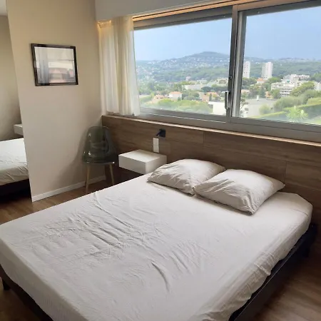 Sea View 4 People Terrace 60 M & Pool Apartment *