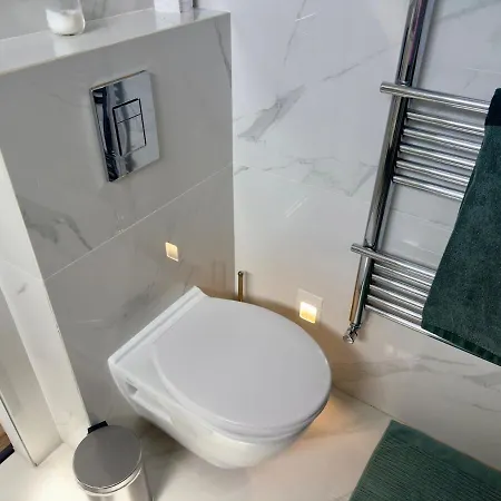 Sea View 4 People Terrace 60 M & Pool Apartment