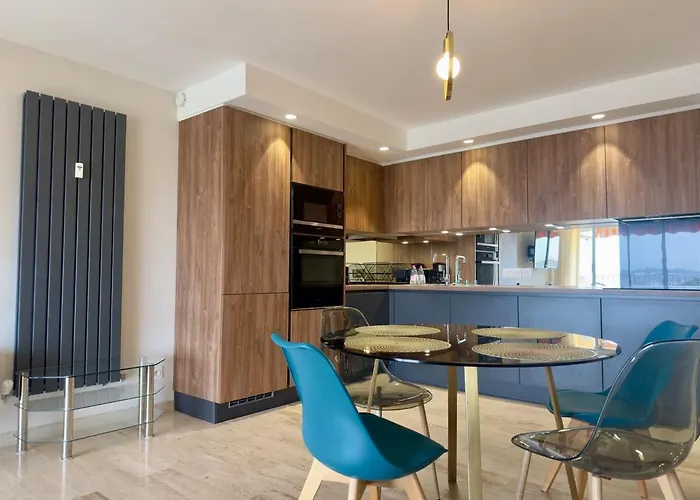 Sea View 4 People Terrace 60 M & Pool Antibes